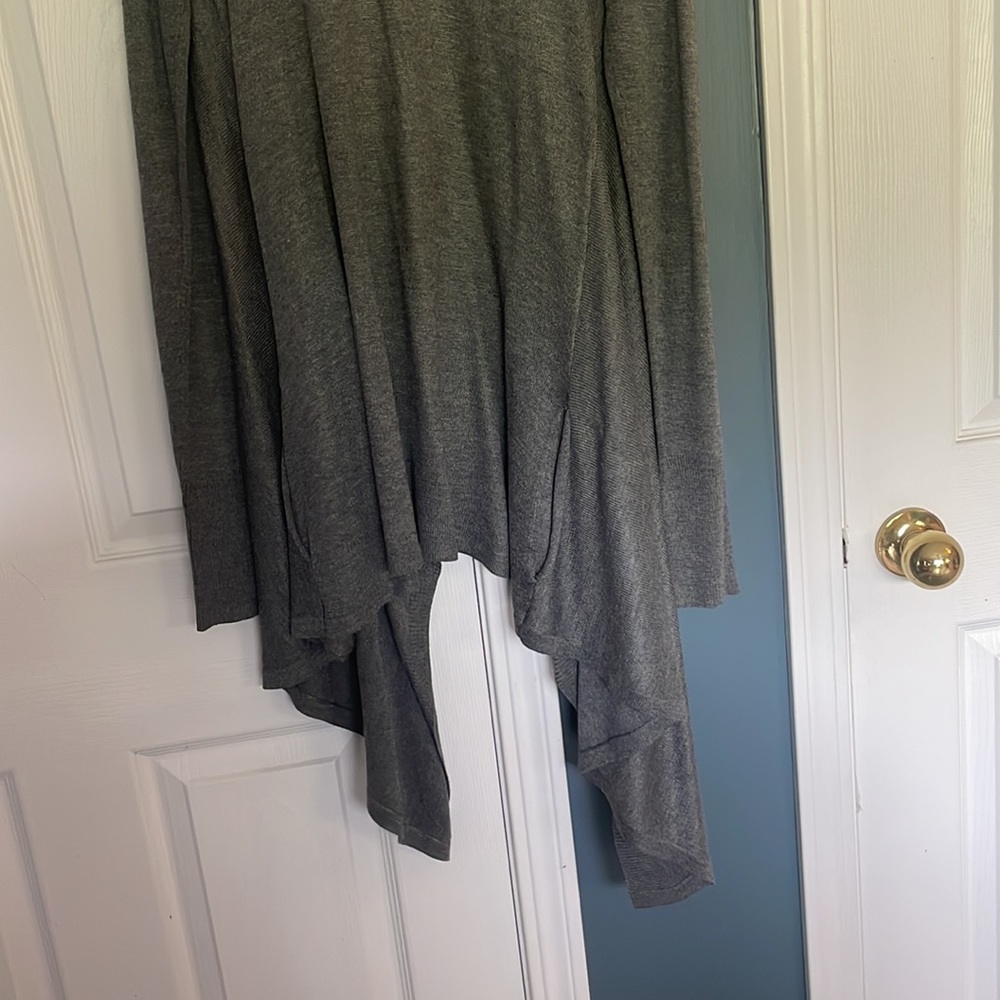 5/48 grey thin sweater - Picture 4 of 5